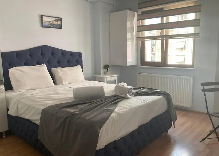 Alojamento de Acomodação e Pequeno-almoço Centre Taksim