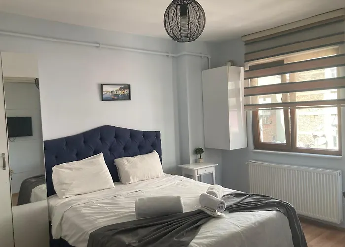 Alojamento de Acomodação e Pequeno-almoço Centre Taksim