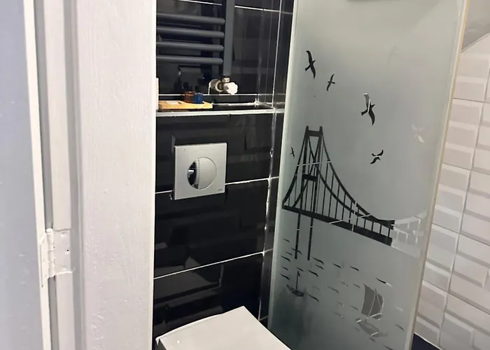 Alojamento de Acomodação e Pequeno-almoço Centre Taksim *