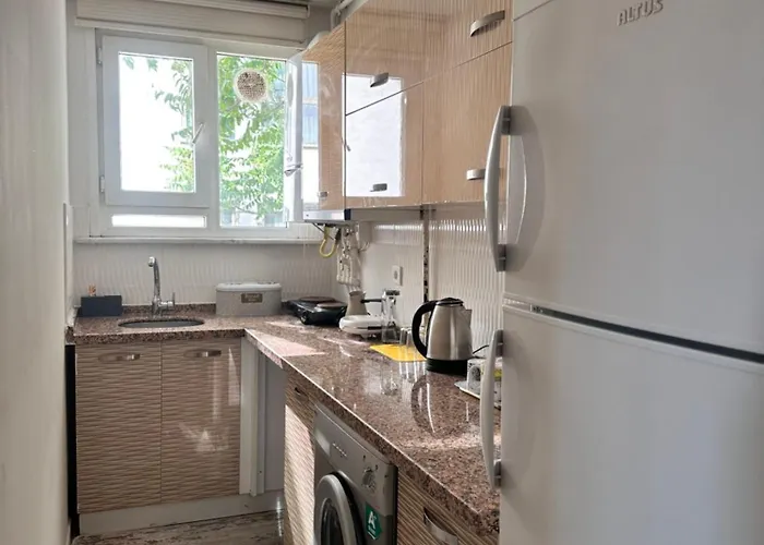 Alojamento de Acomodação e Pequeno-almoço Centre Taksim *