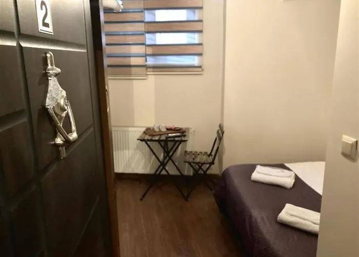 Alojamento de Acomodação e Pequeno-almoço Centre Taksim